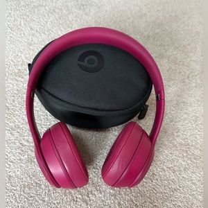 Beats by Dre Solo3 Bluetooth Headphones - great working condition!!